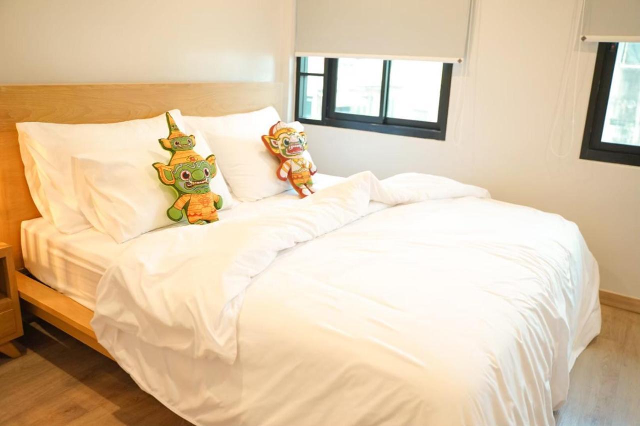 Yakthai Poshtel Bangkok Bagian luar foto