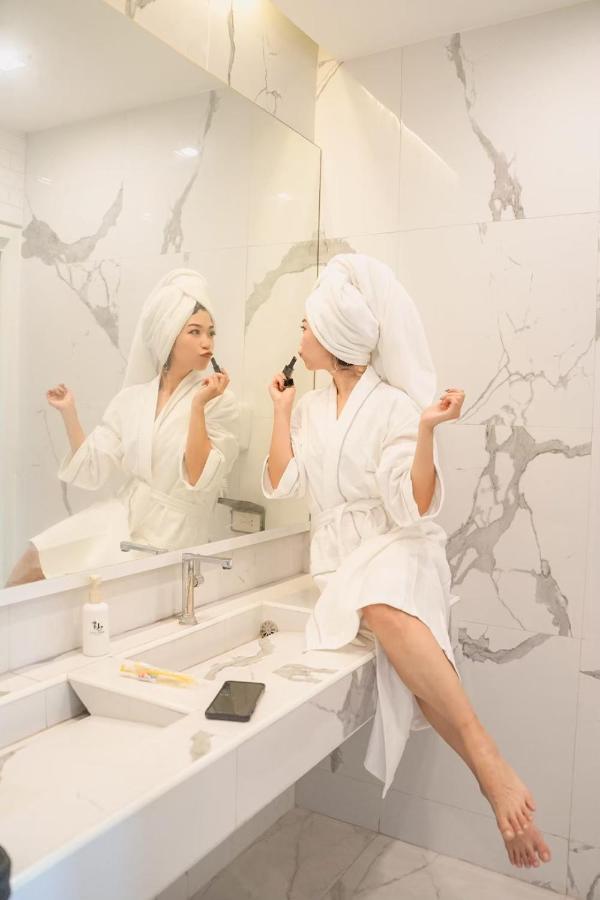 Yakthai Poshtel Bangkok Bagian luar foto