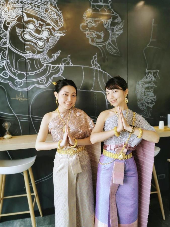 Yakthai Poshtel Bangkok Bagian luar foto