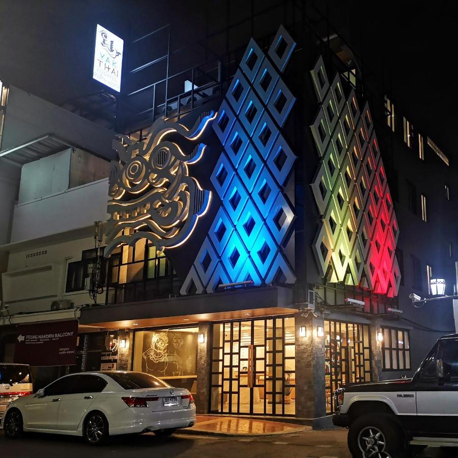 Yakthai Poshtel Bangkok Bagian luar foto